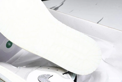 JORDAN 1 Low HF3144-100 AIR 0306